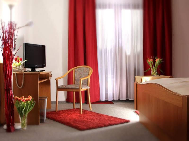 Hotel Bartholomaeus Zeitlarn المظهر الخارجي الصورة